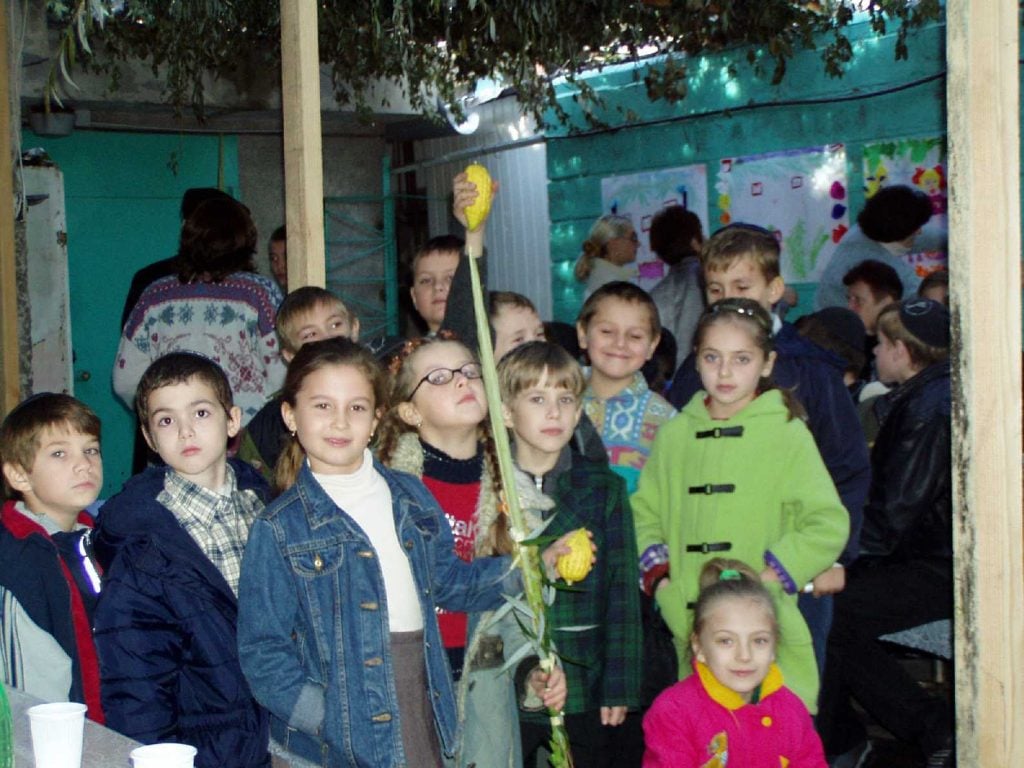 Les enfants pendant la fête de Souccot